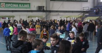 Prodajni bazar učenika Osnovne škole „Hašim Spahić“ povodom Međunarodnog dana djeteta