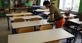 Vlada KS produžila dosadašnje mjere, značajan broj učenika ponovo u školskim klupama