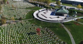U BiH od danas zabranjeno negiranje genocida i veličanje ratnih zločinaca